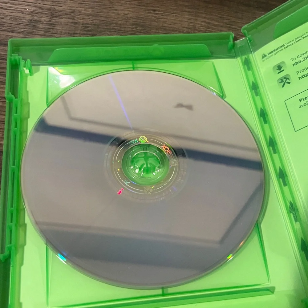 NBA 2K22 Xbox One Video Game 2K Sports Luka Dončić Cover EUC